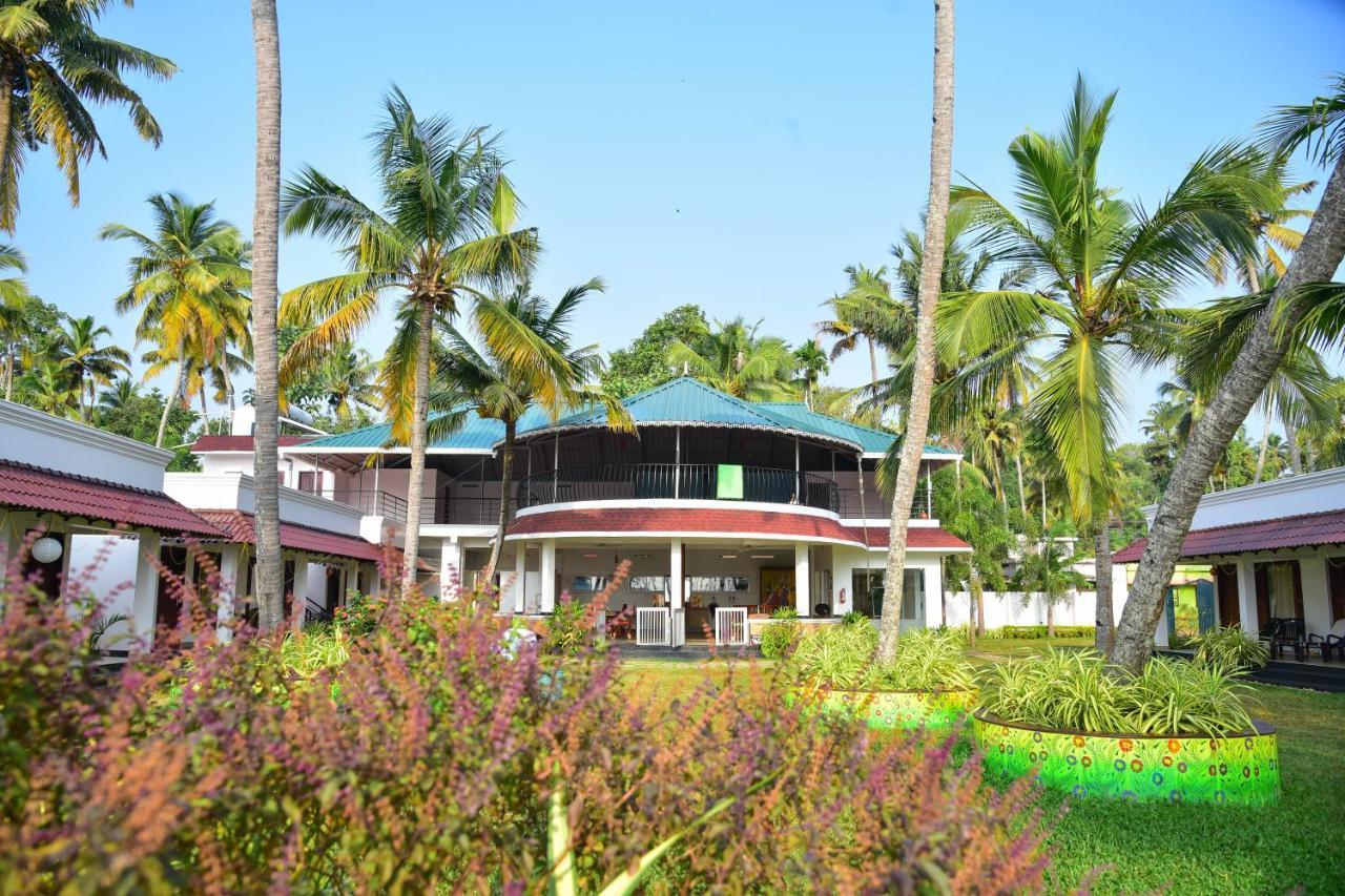 Voye Homes Majestic Retreat Resort Varkala Paravūr Εξωτερικό φωτογραφία