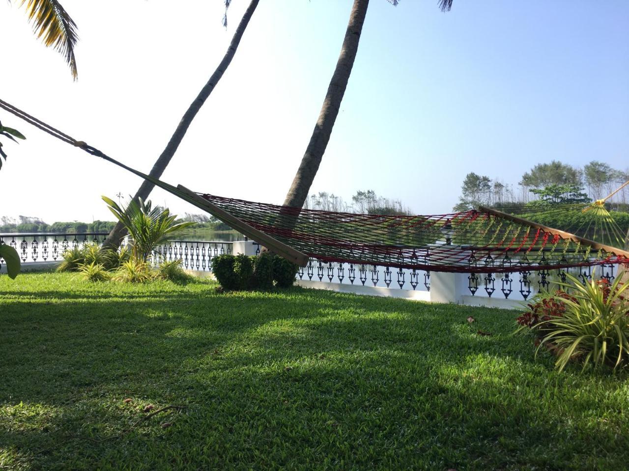 Voye Homes Majestic Retreat Resort Varkala Paravūr Εξωτερικό φωτογραφία